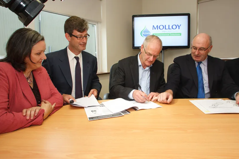 Minister Hogan at Molloy facility office signing ceremony